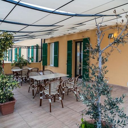 Hotel Globo Suite-Correnti Hotels سانريمو المظهر الخارجي الصورة