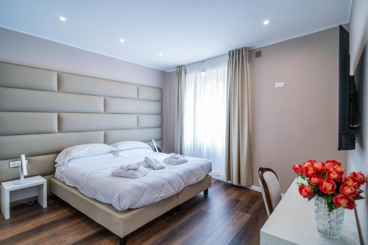 Hotel Globo Suite-Correnti Hotels سانريمو المظهر الخارجي الصورة