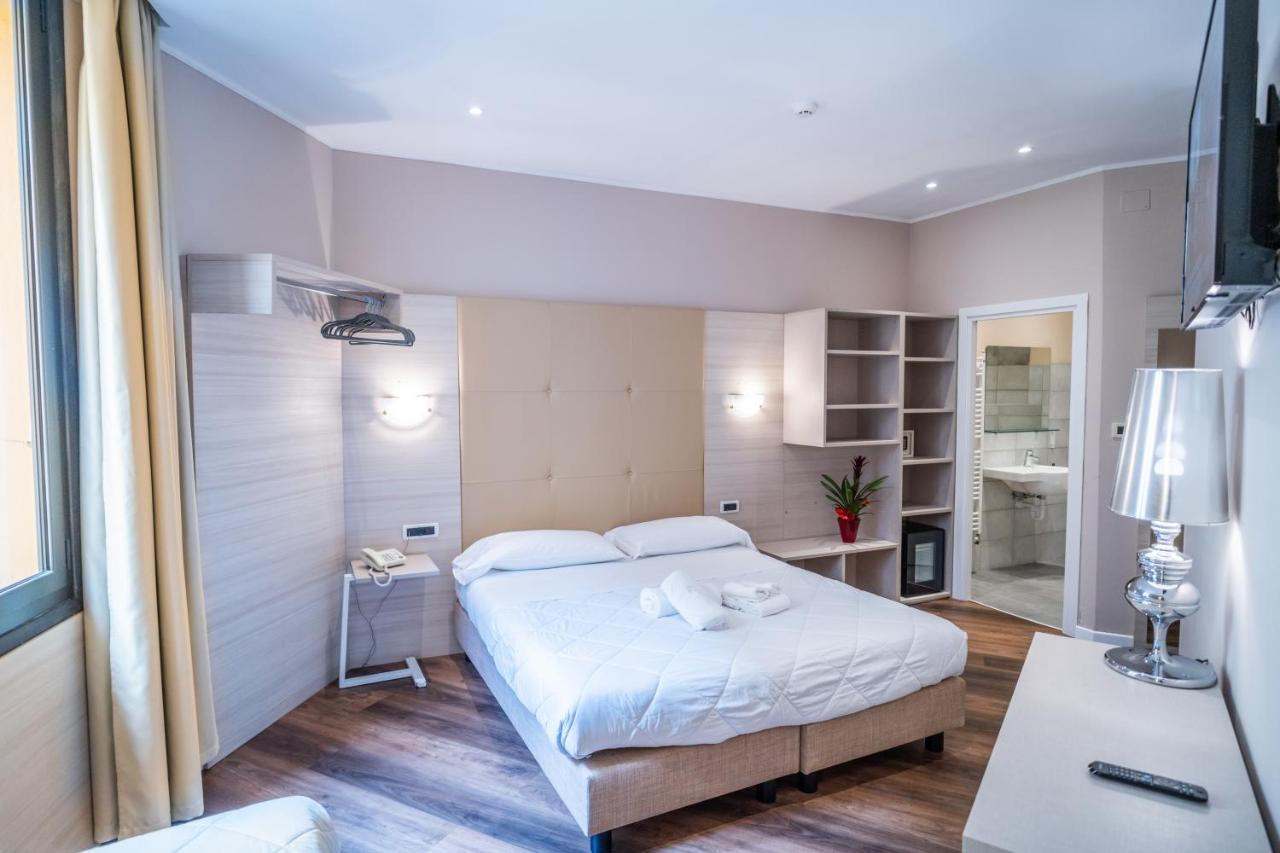Hotel Globo Suite-Correnti Hotels سانريمو المظهر الخارجي الصورة