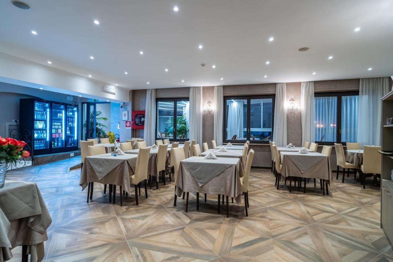 Hotel Globo Suite-Correnti Hotels سانريمو المظهر الخارجي الصورة