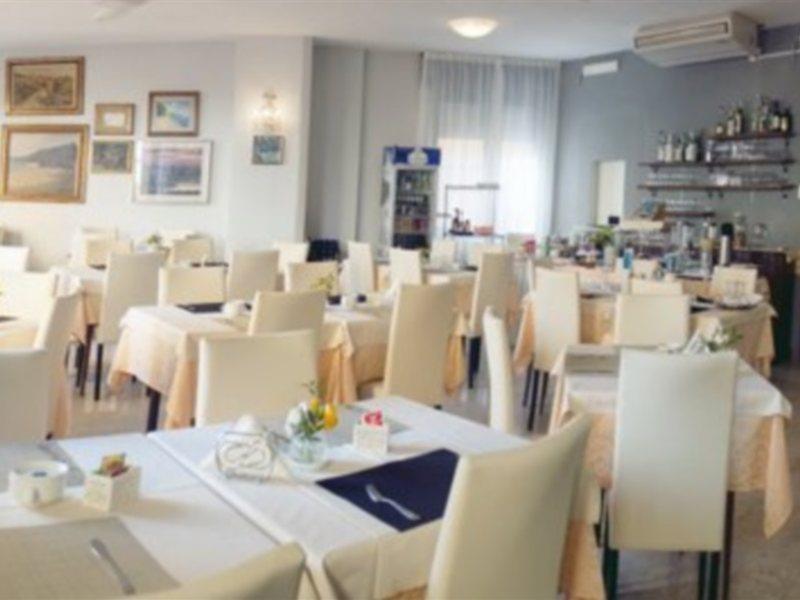 Hotel Globo Suite-Correnti Hotels سانريمو المظهر الخارجي الصورة