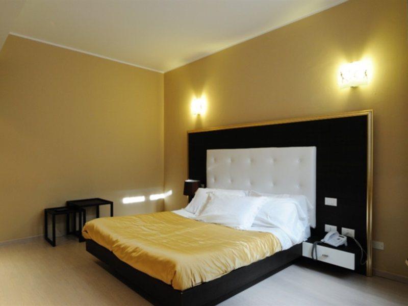 Hotel Globo Suite-Correnti Hotels سانريمو المظهر الخارجي الصورة